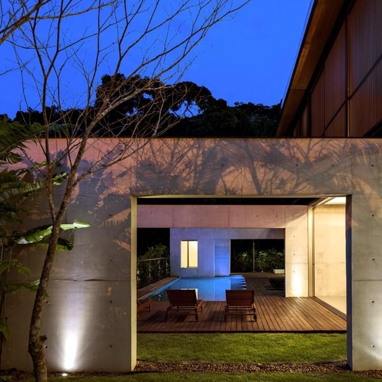 Casa de alto padrão construída pela Adapt Engenharia